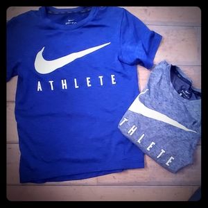 2 Nike Dri-fit med shirts